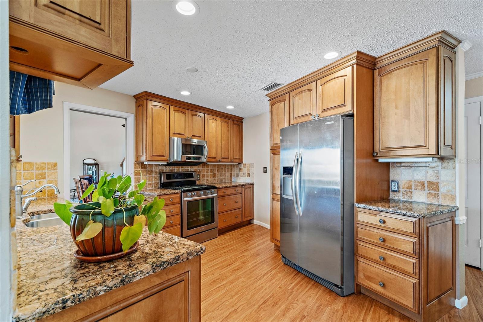 VENETIAN ISLES - Residential