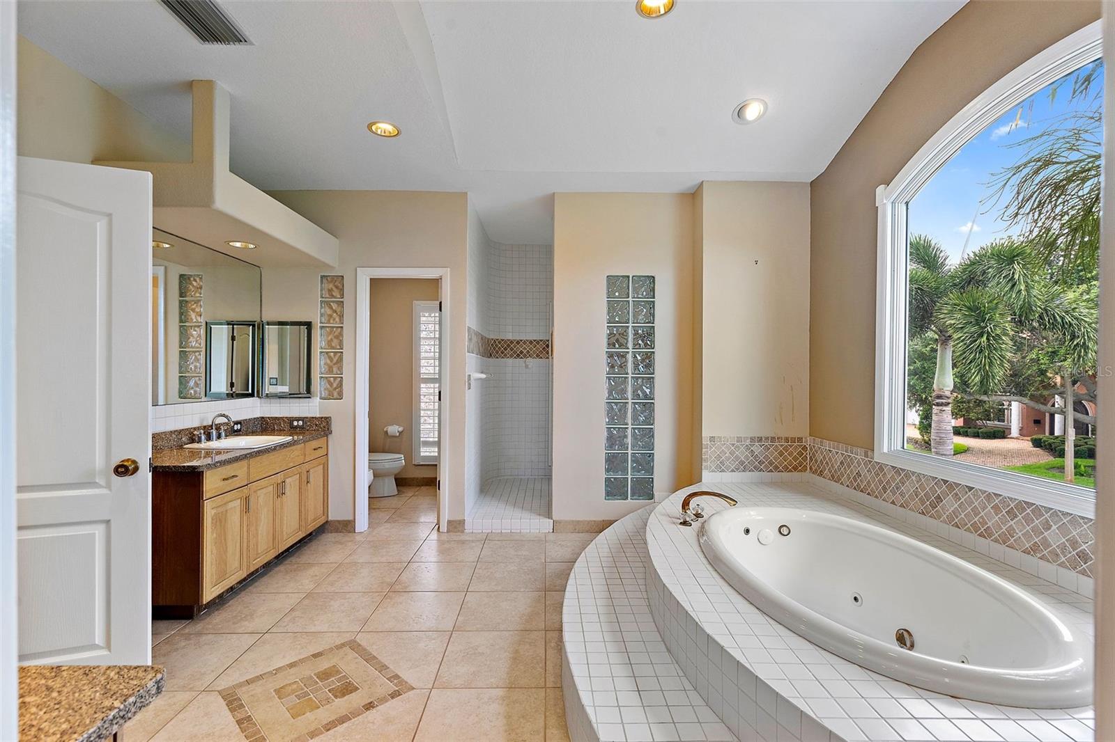 VENETIAN ISLES - Residential