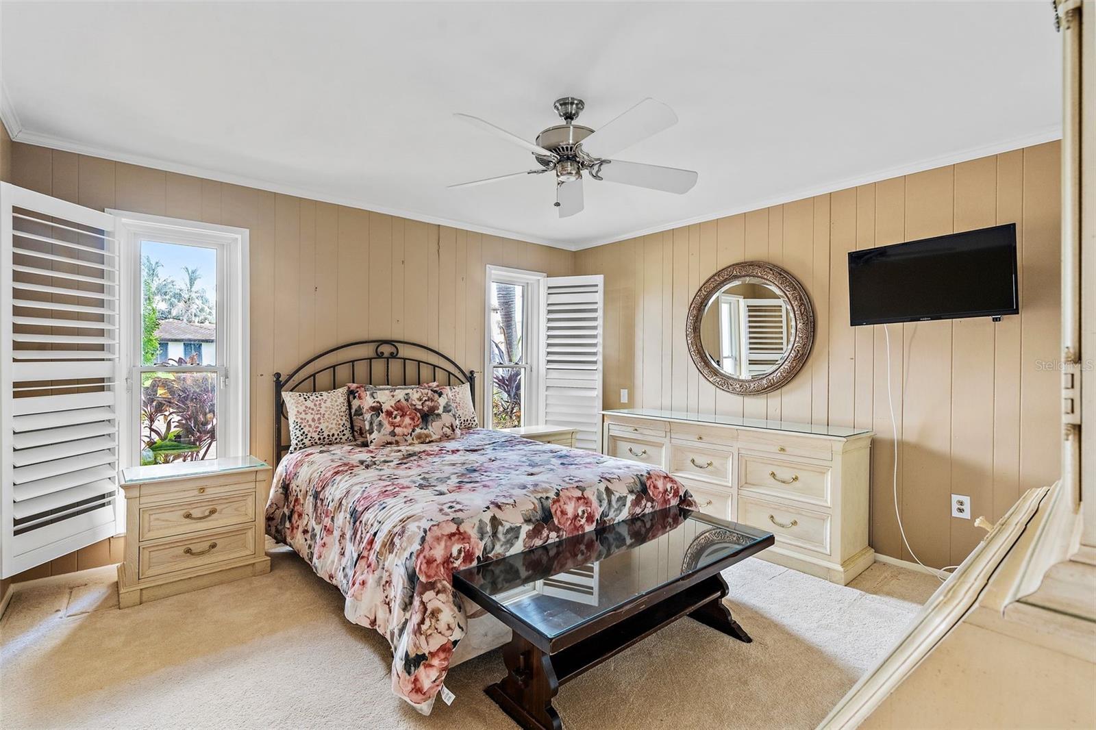VENETIAN ISLES - Residential