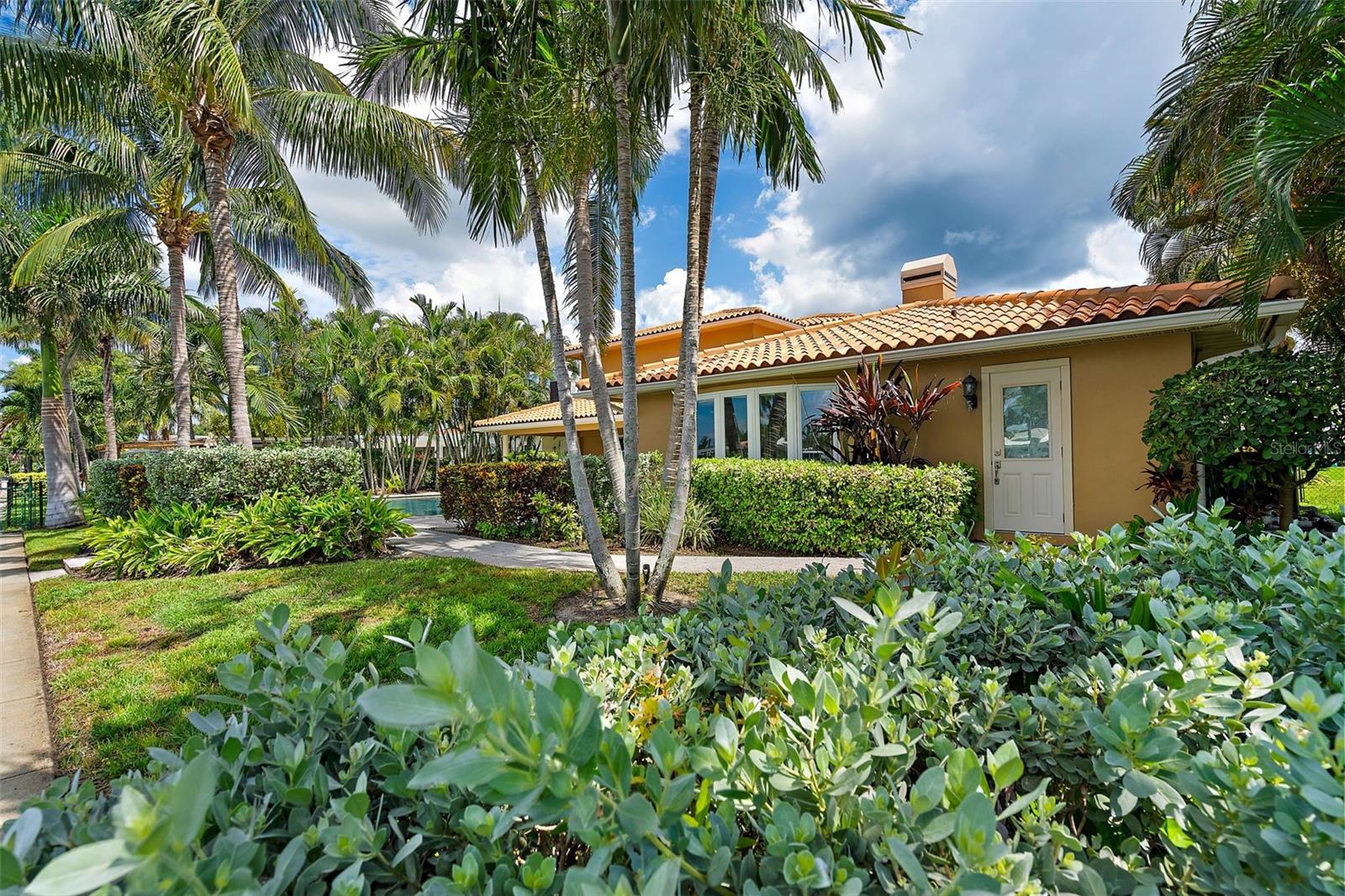 VENETIAN ISLES - Residential