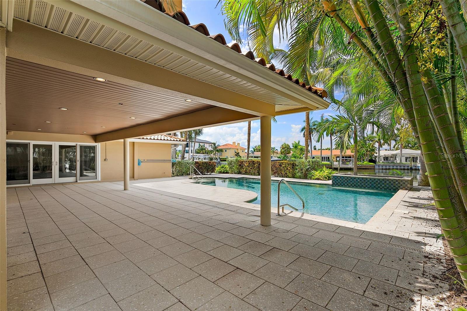 VENETIAN ISLES - Residential