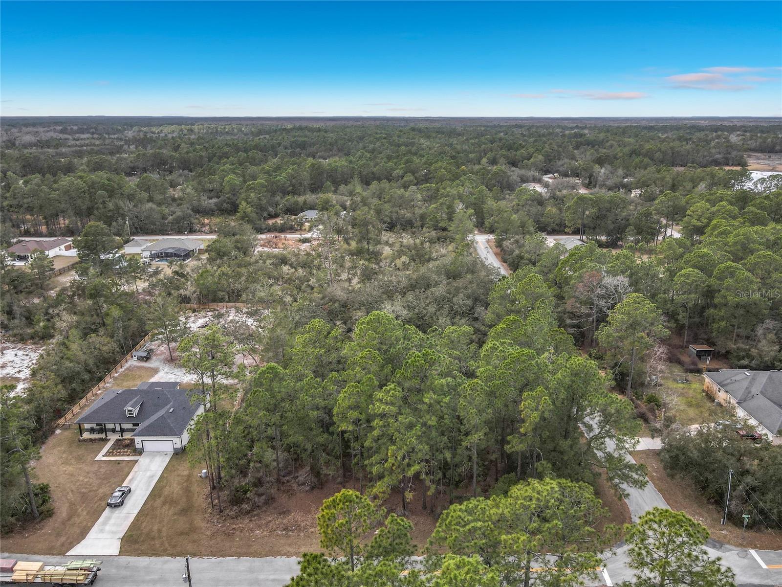 ROYAL TRAILS UNIT NO 1 - Land