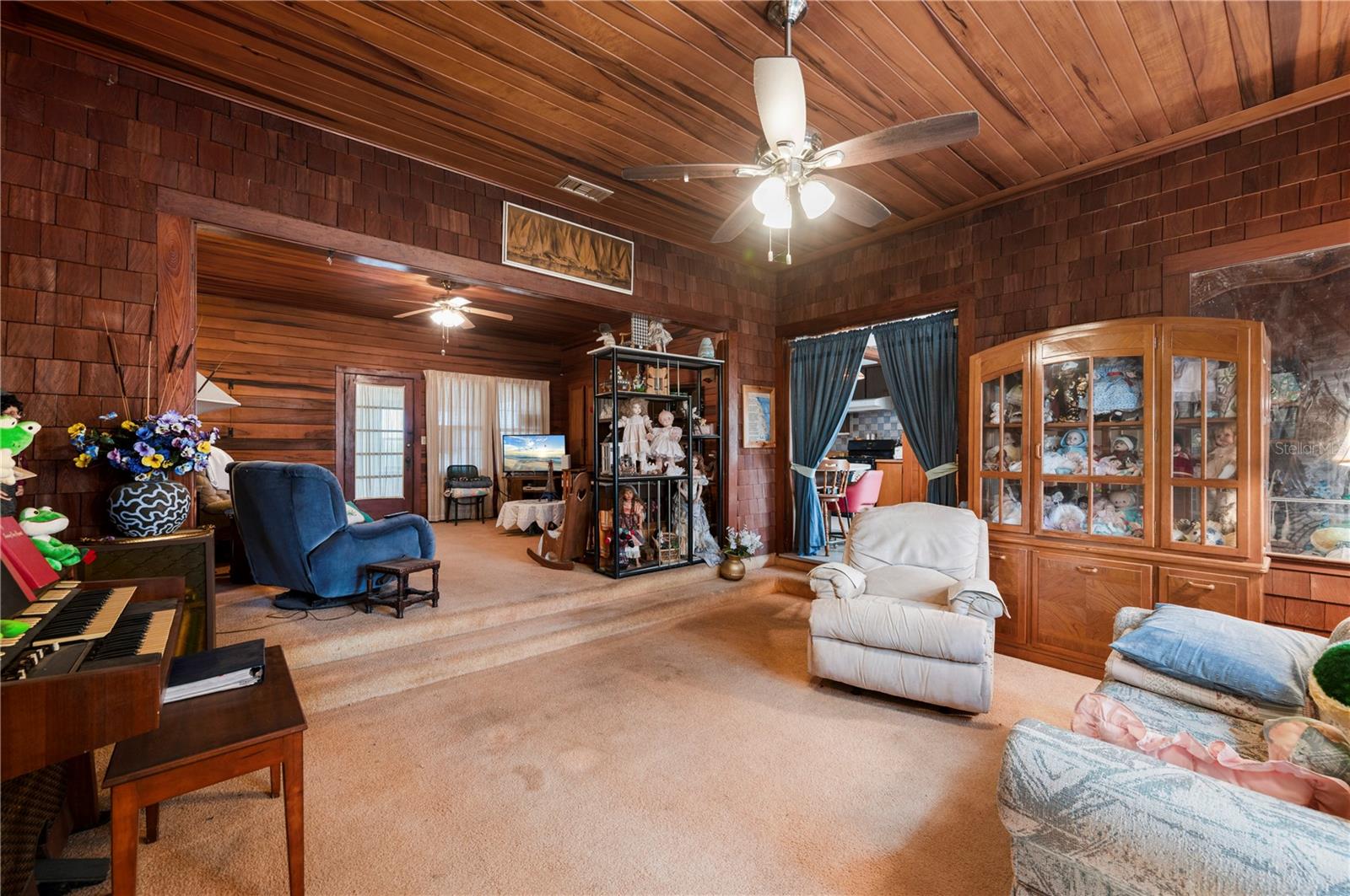 RIVERSIDE PARK - Residential