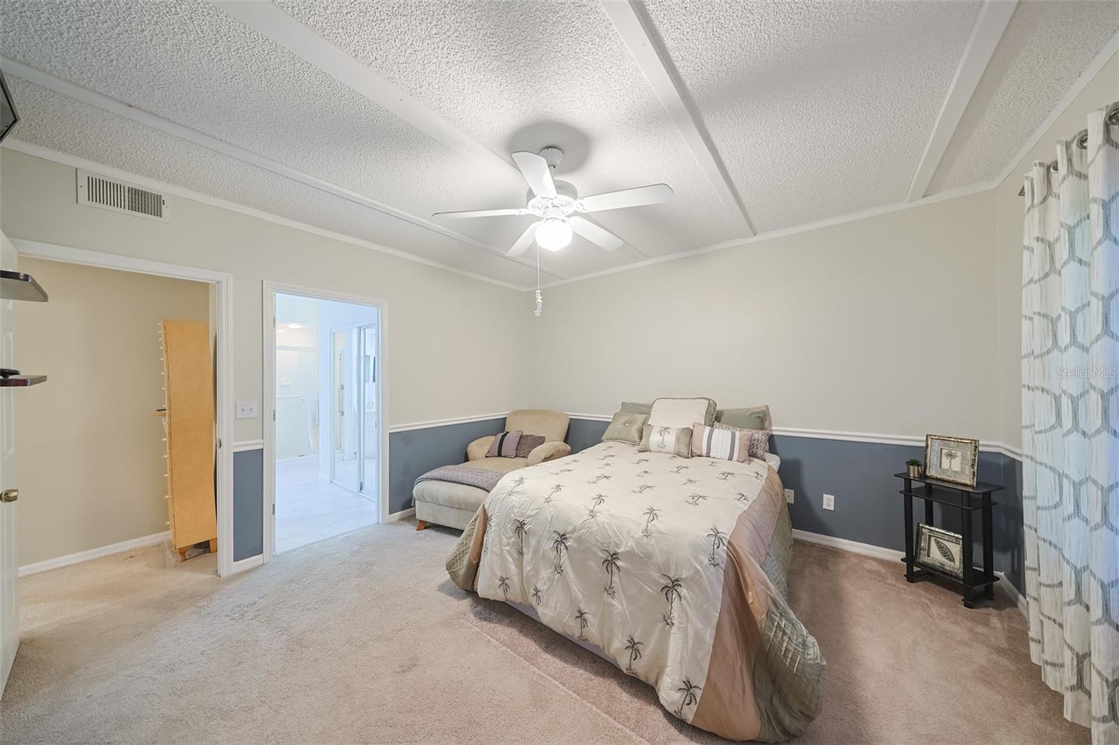 BAY POINTE VILLAS CONDO - Residential