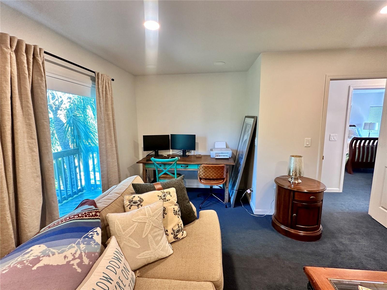 LANDINGS TREEHOUSE - Residential Lease