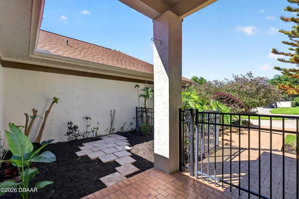 BREAKAWAY TRAILS - Residential