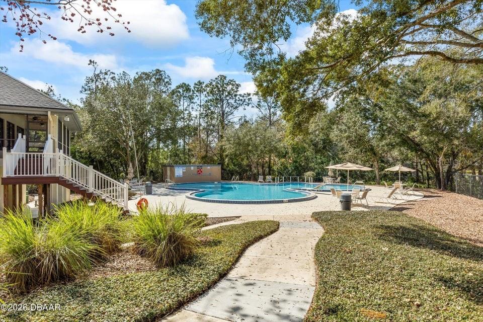 BREAKAWAY TRAILS - Residential