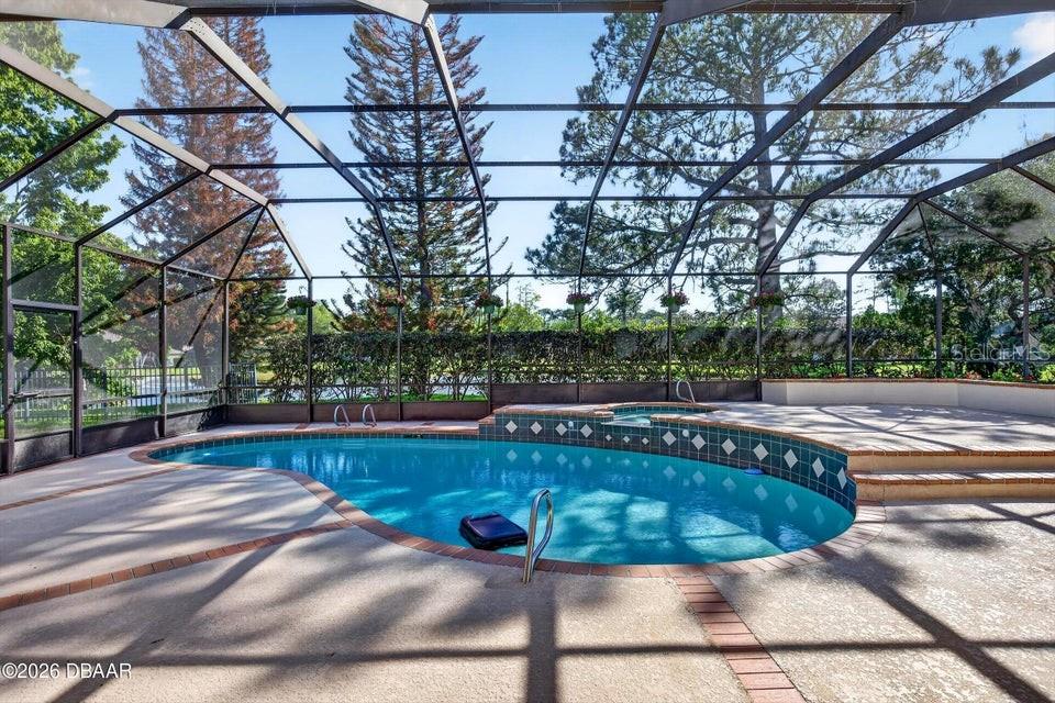 BREAKAWAY TRAILS - Residential