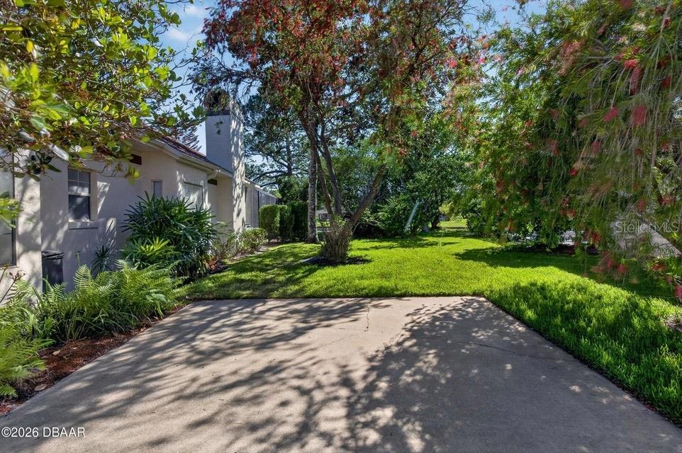 BREAKAWAY TRAILS - Residential