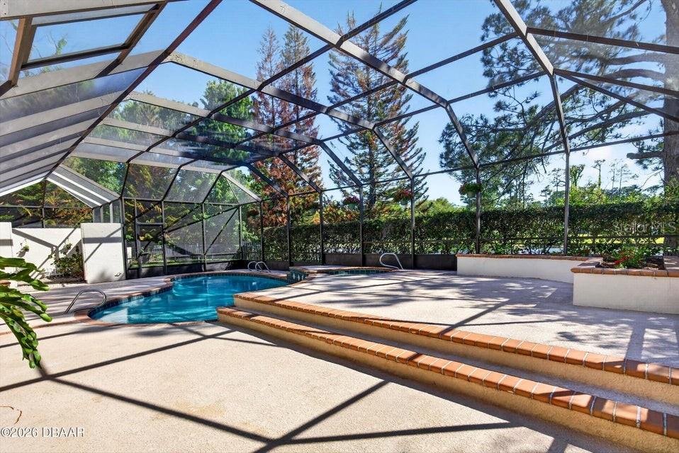 BREAKAWAY TRAILS - Residential