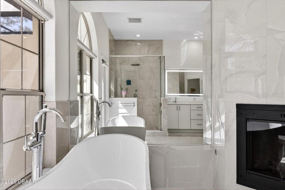 BREAKAWAY TRAILS - Residential