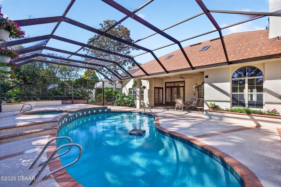 BREAKAWAY TRAILS - Residential