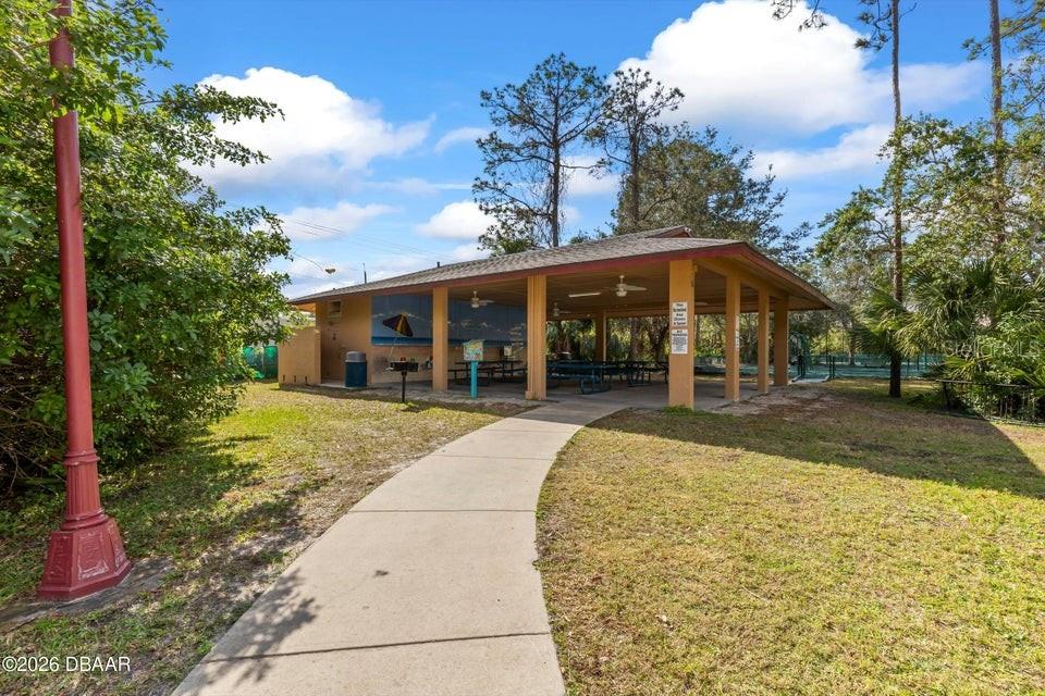 BREAKAWAY TRAILS - Residential