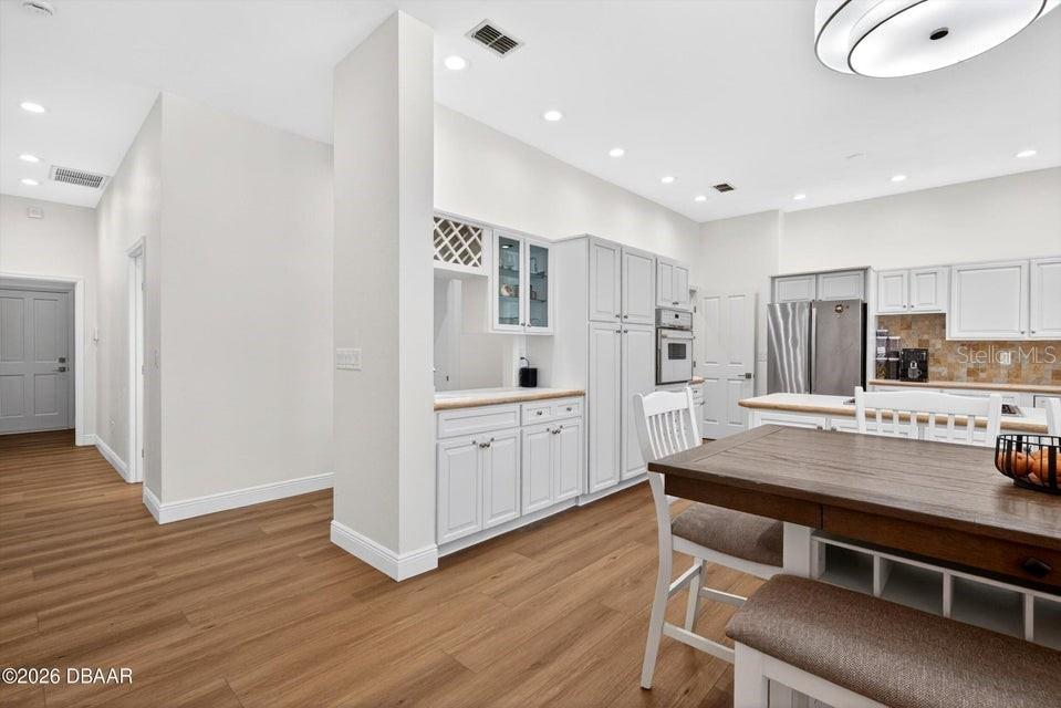 BREAKAWAY TRAILS - Residential