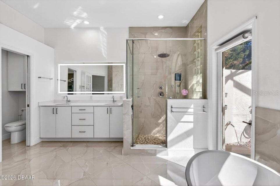 BREAKAWAY TRAILS - Residential