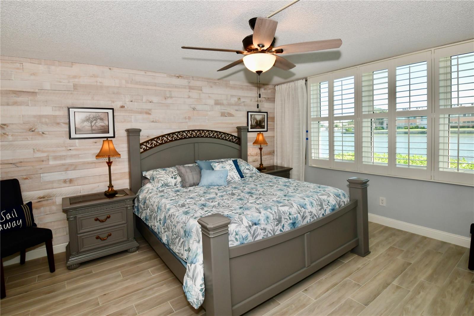 BAY ISLAND GROUP 8 - Residential