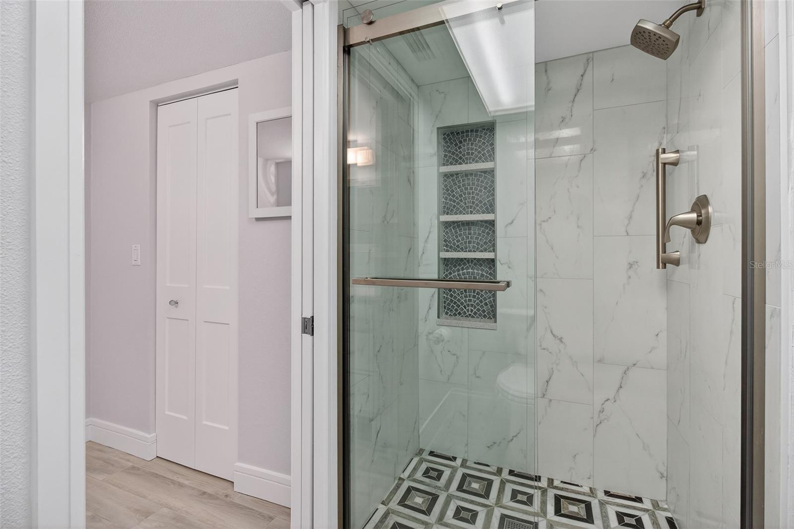 BAY ISLAND GROUP 8 - Residential