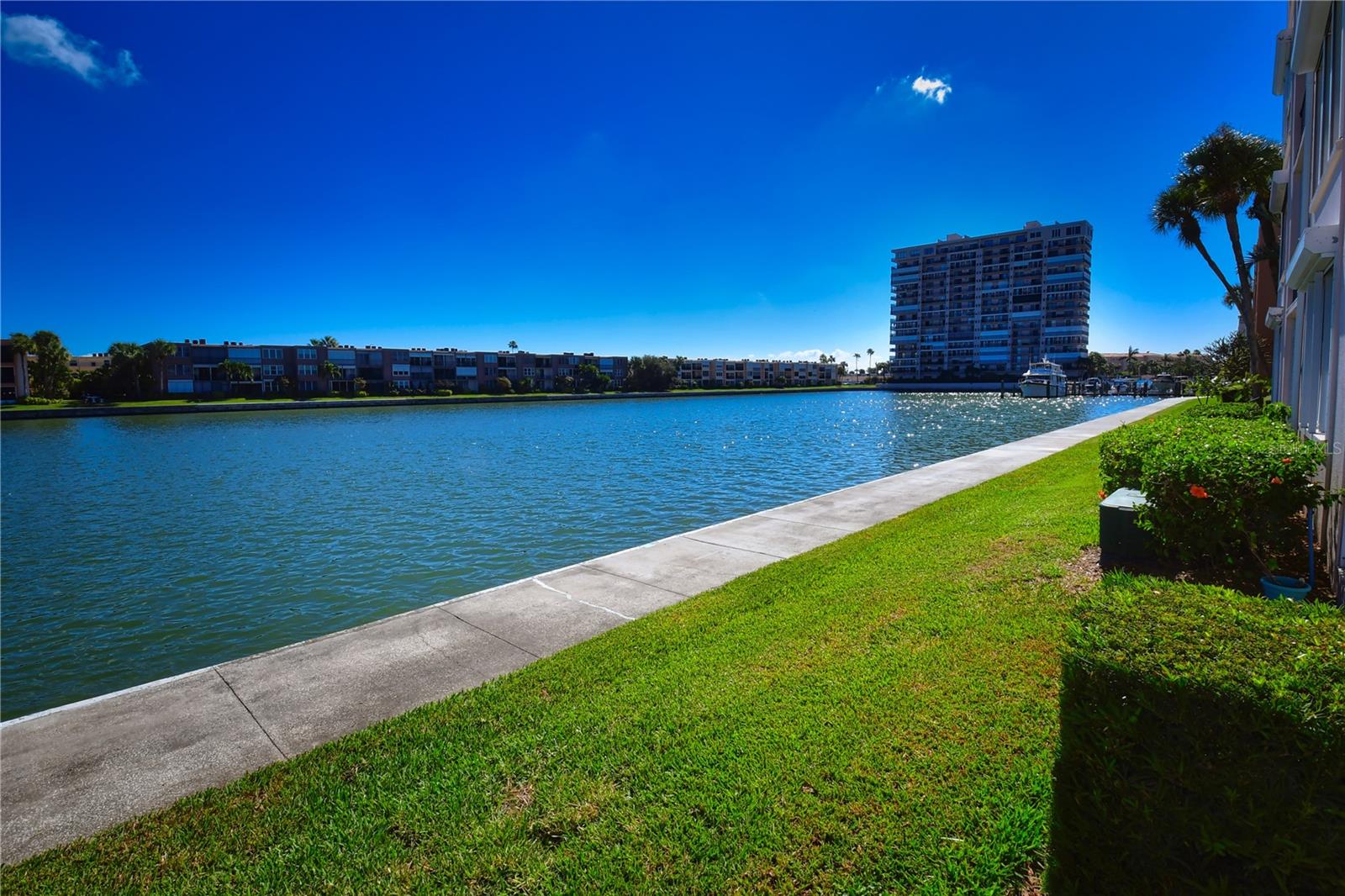 BAY ISLAND GROUP 8 - Residential