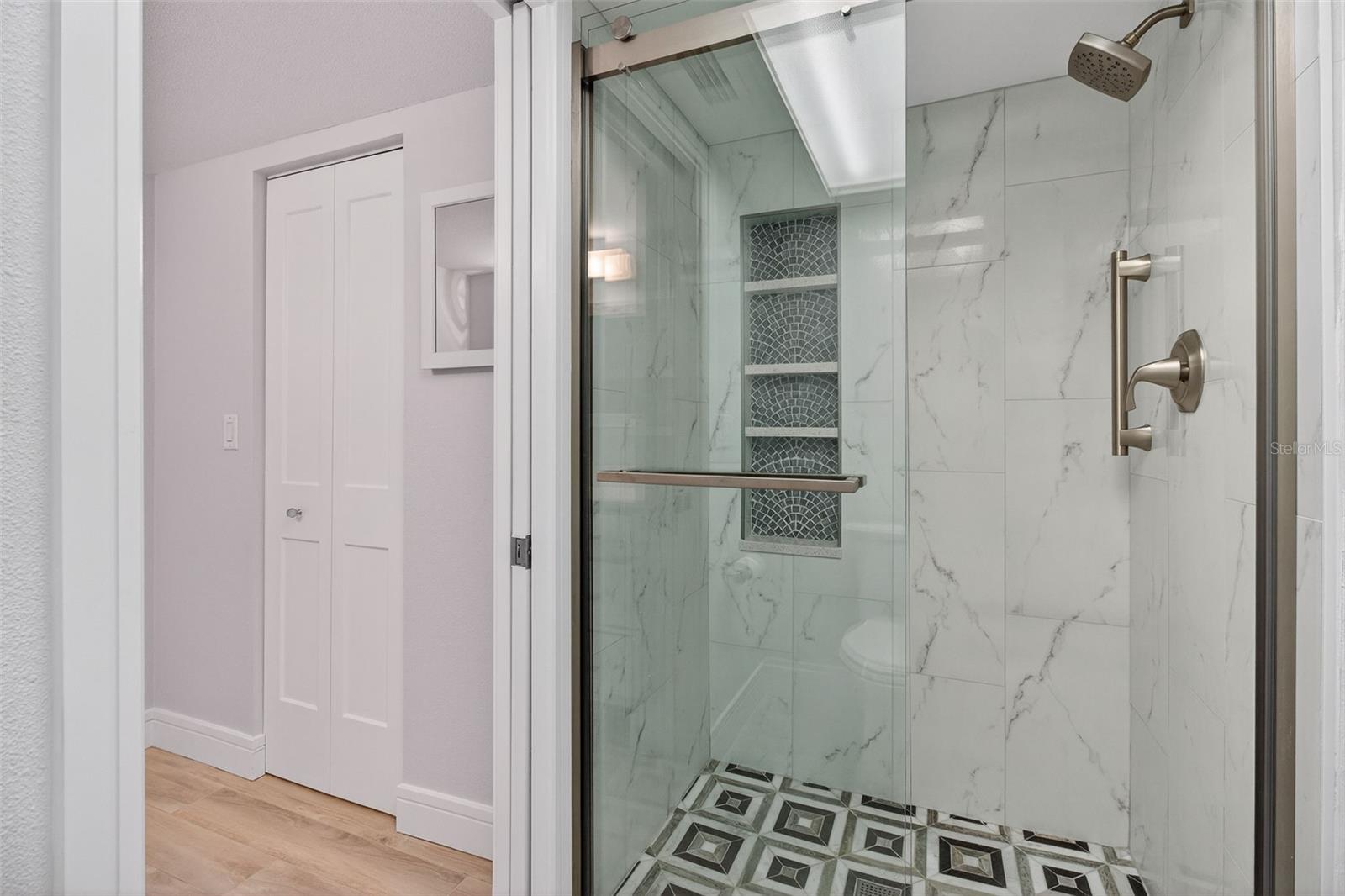 BAY ISLAND GROUP 8 - Residential