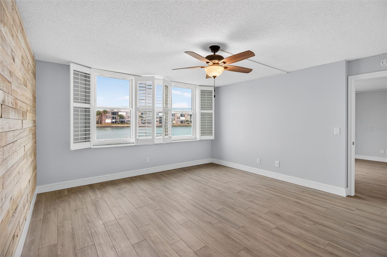 BAY ISLAND GROUP 8 - Residential