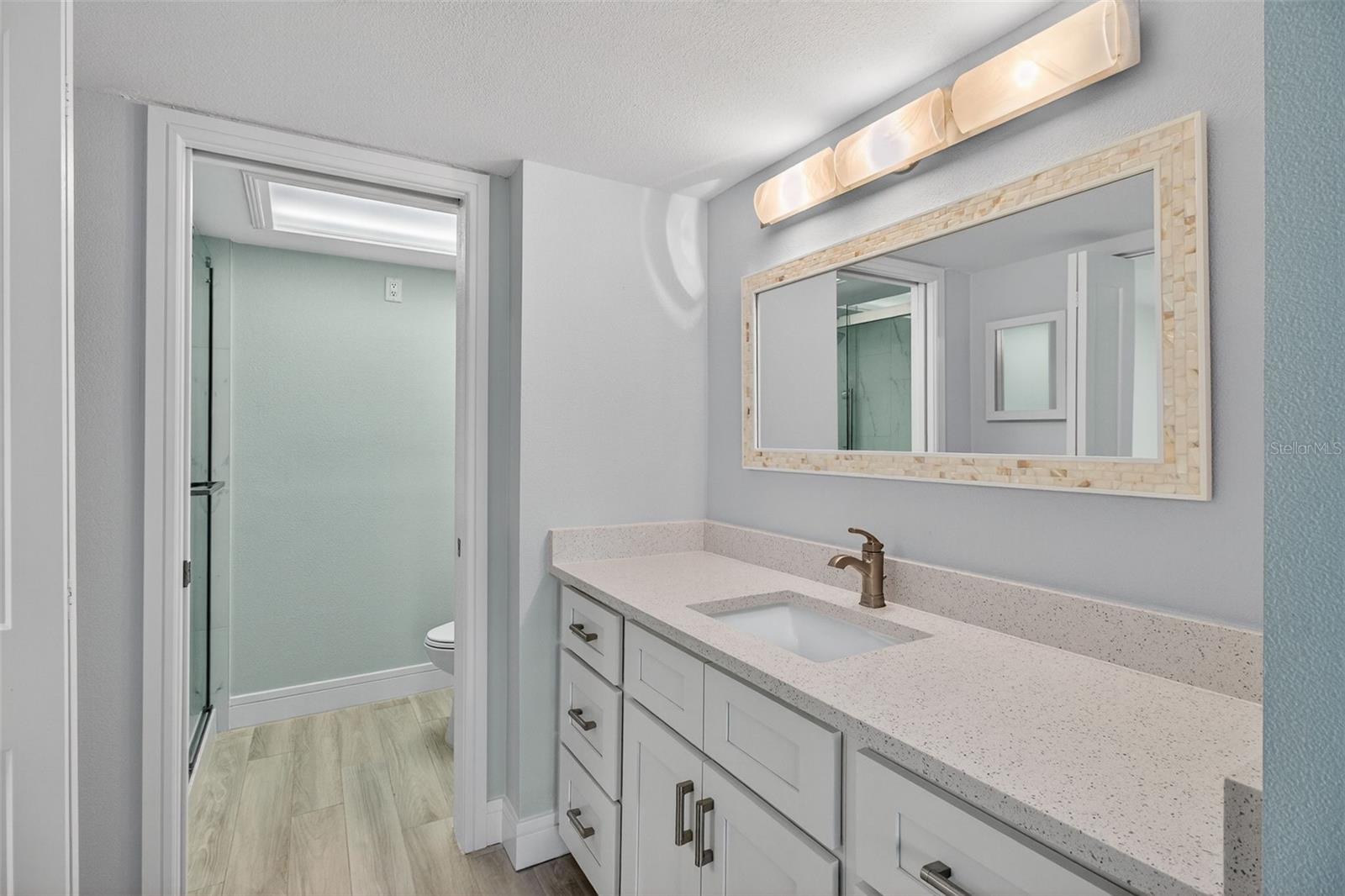 BAY ISLAND GROUP 8 - Residential