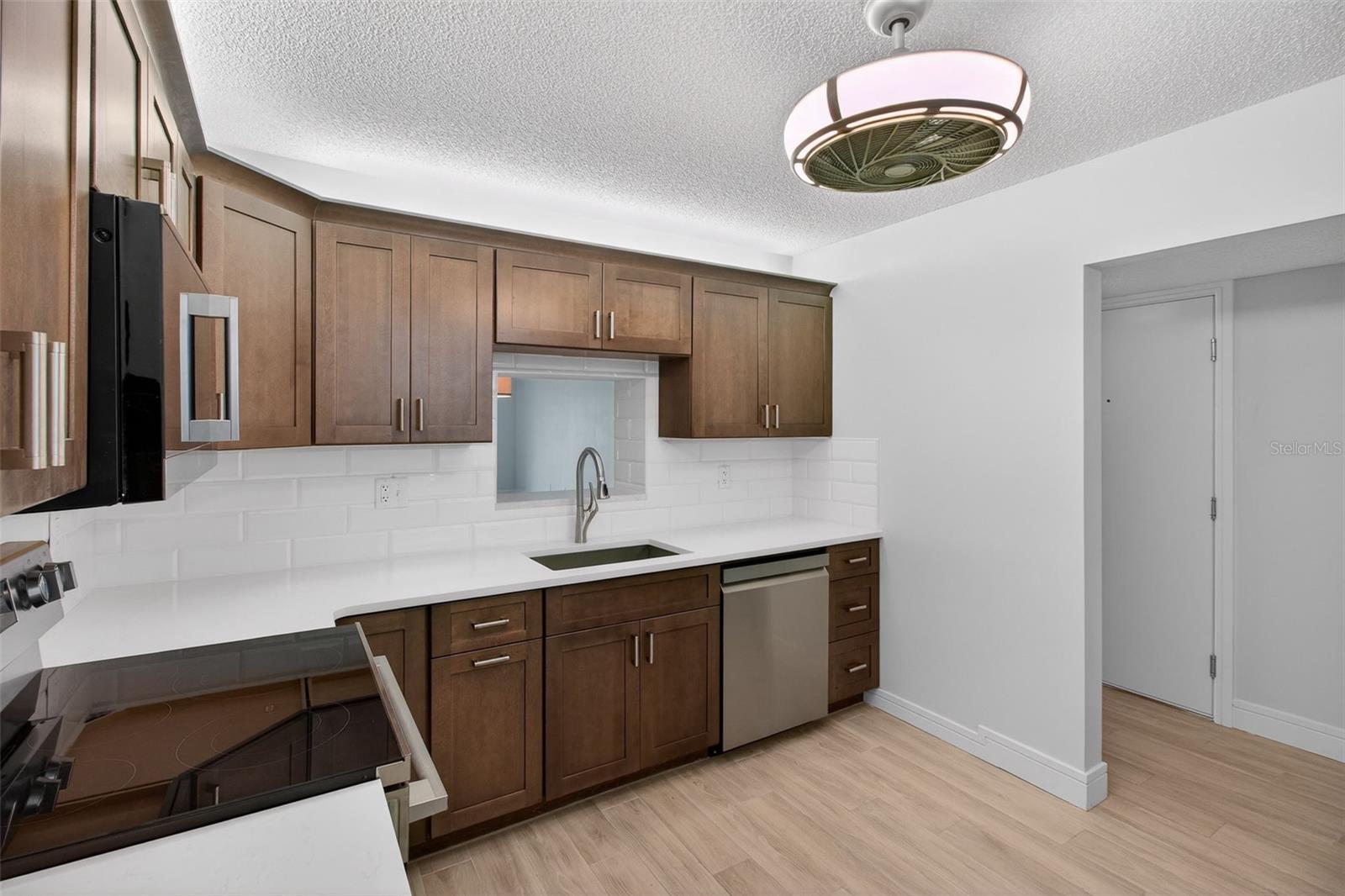 BAY ISLAND GROUP 8 - Residential