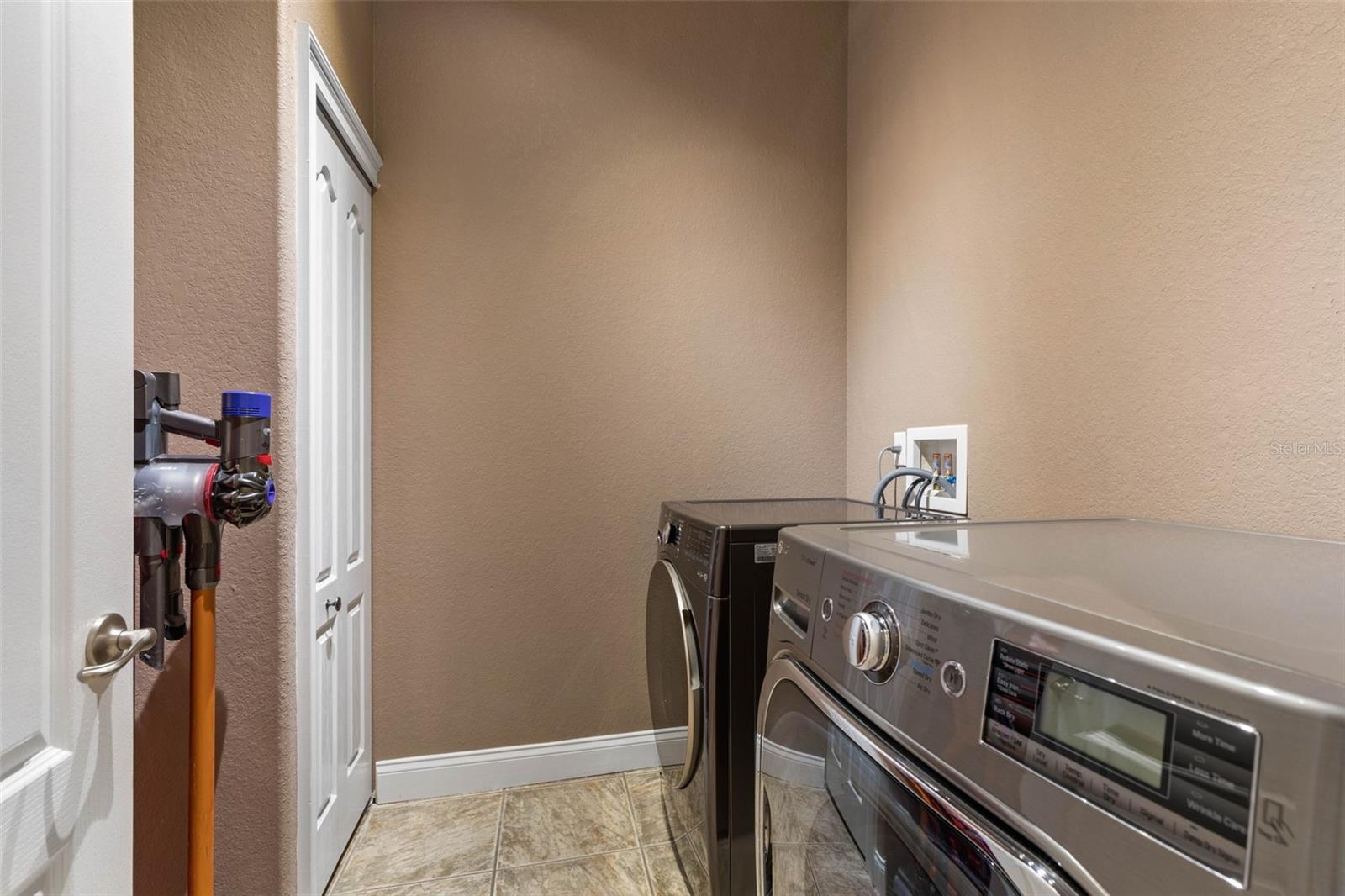 ORMOND LAKES UNIT 08 - Residential