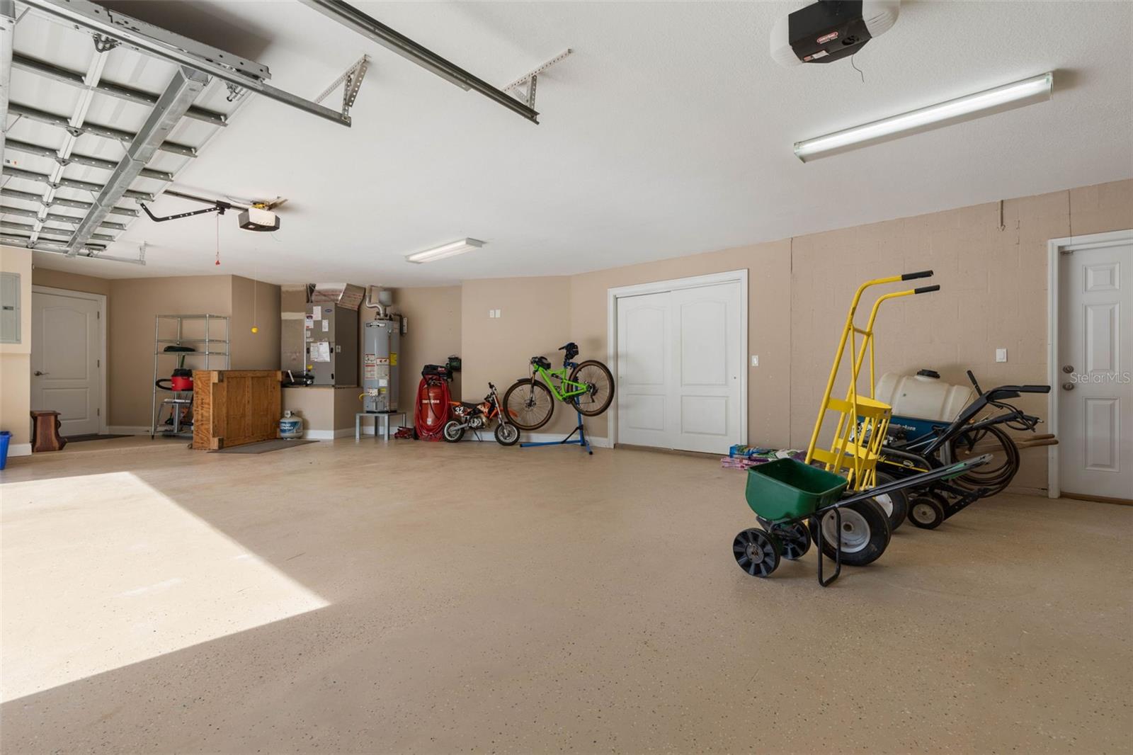 ORMOND LAKES UNIT 08 - Residential