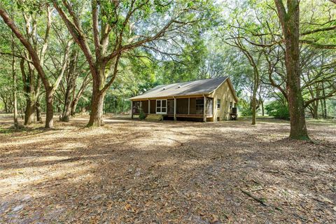 A home in BUSHNELL