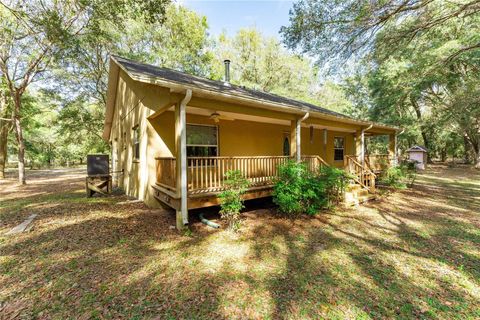 A home in BUSHNELL