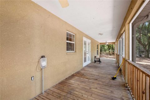 A home in BUSHNELL