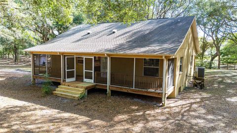 A home in BUSHNELL