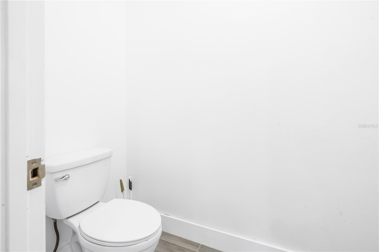 HIGHLAND GROVES - Residential