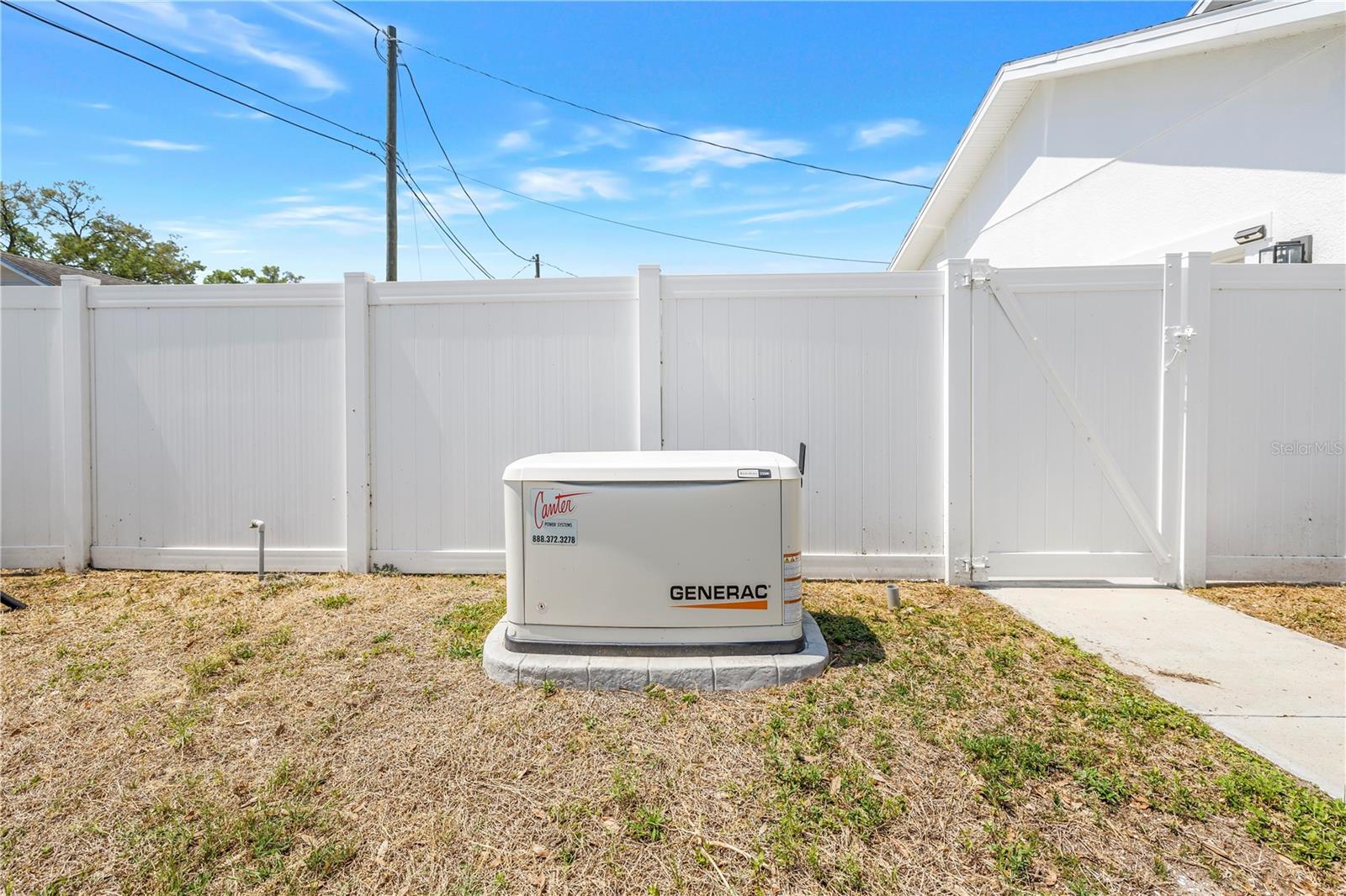 HIGHLAND GROVES - Residential