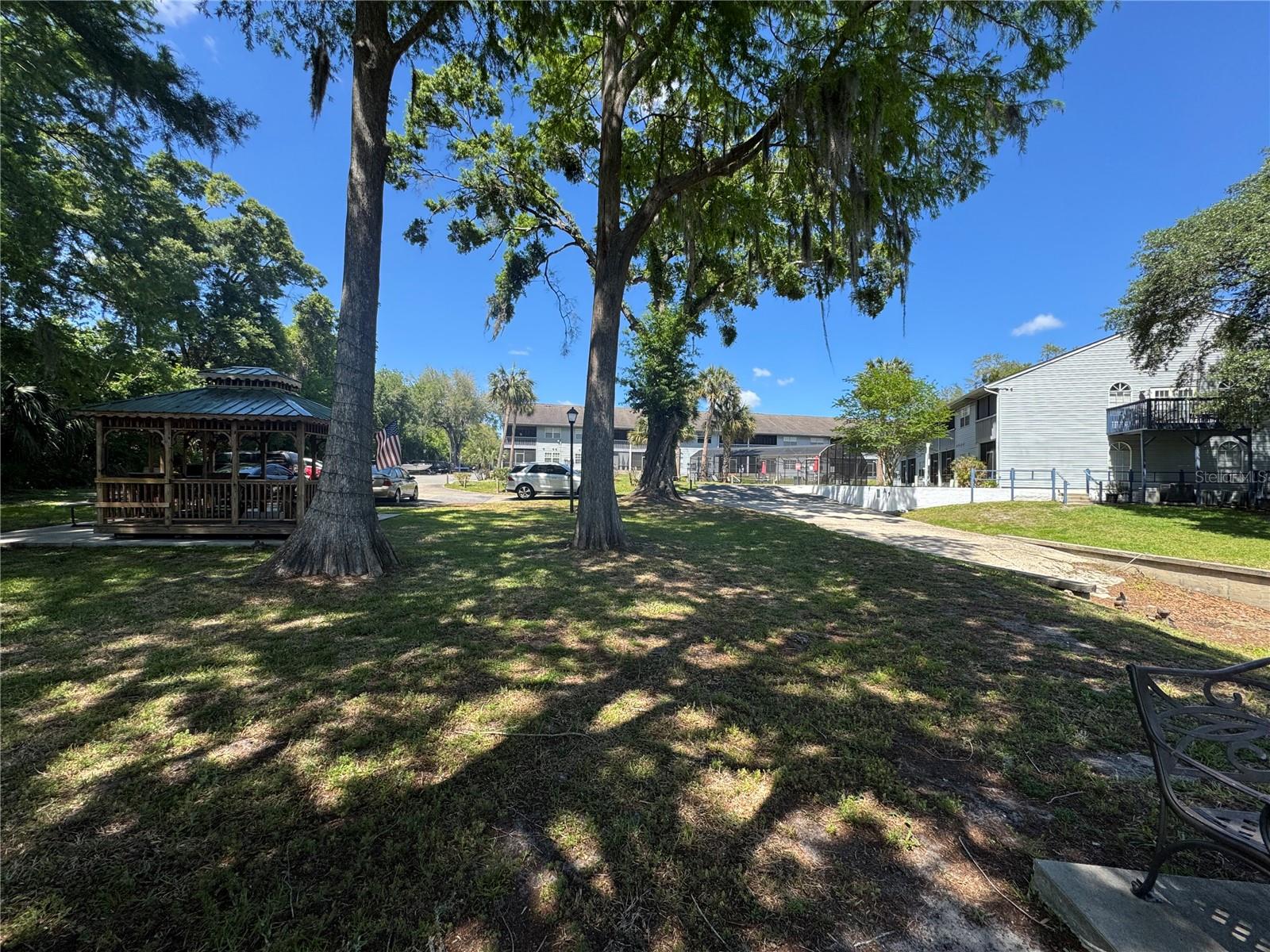 313 DIRKSEN DRIVE F7