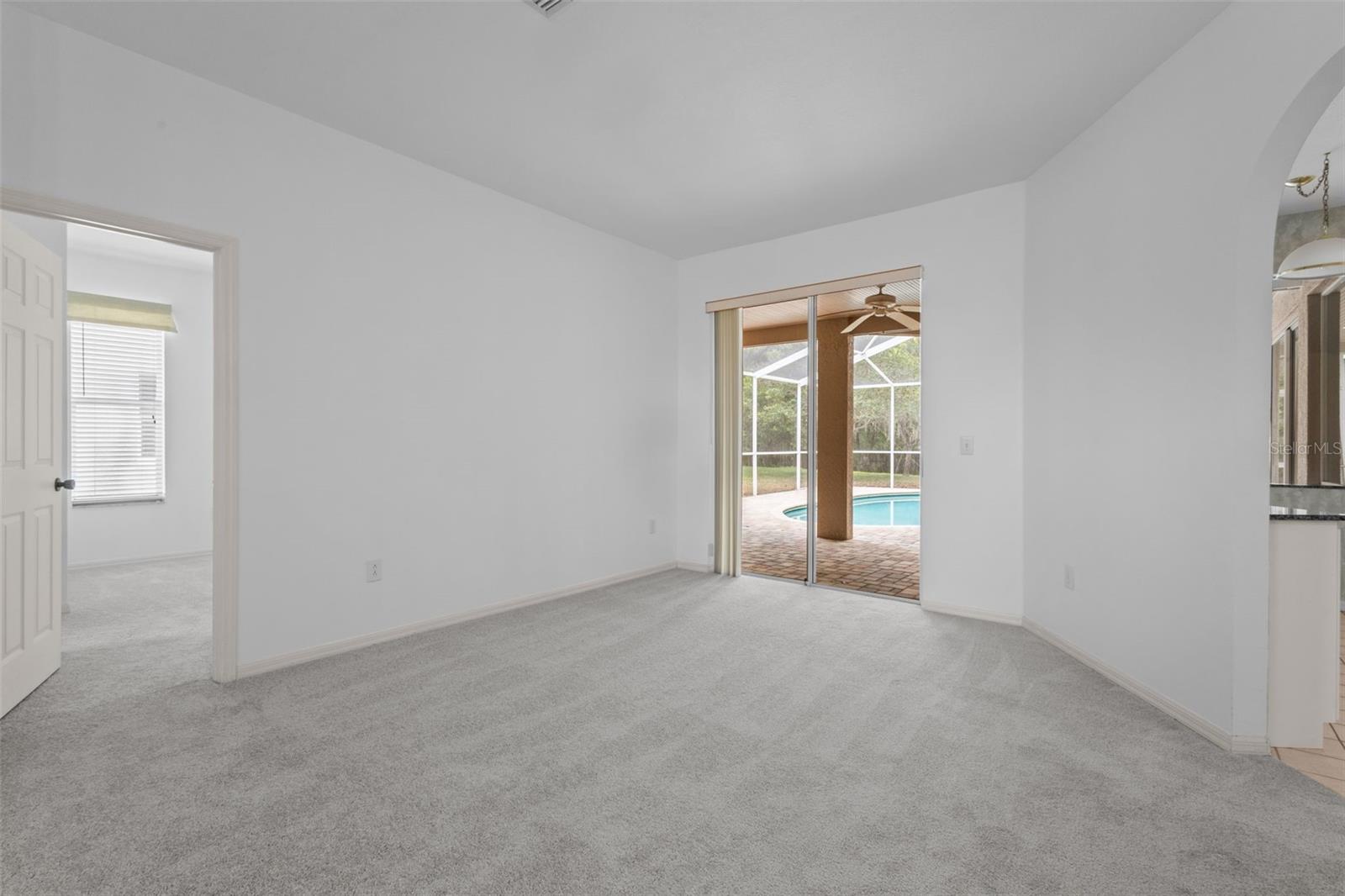 CALUSA TRACE UNIT FIVE PH - Residential