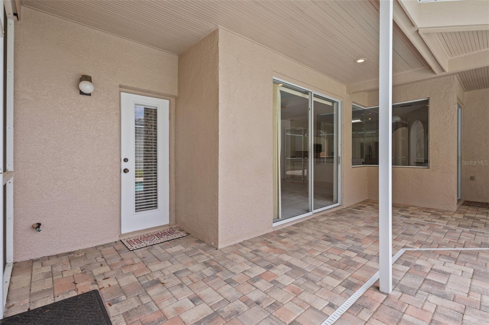 CALUSA TRACE UNIT FIVE PH - Residential