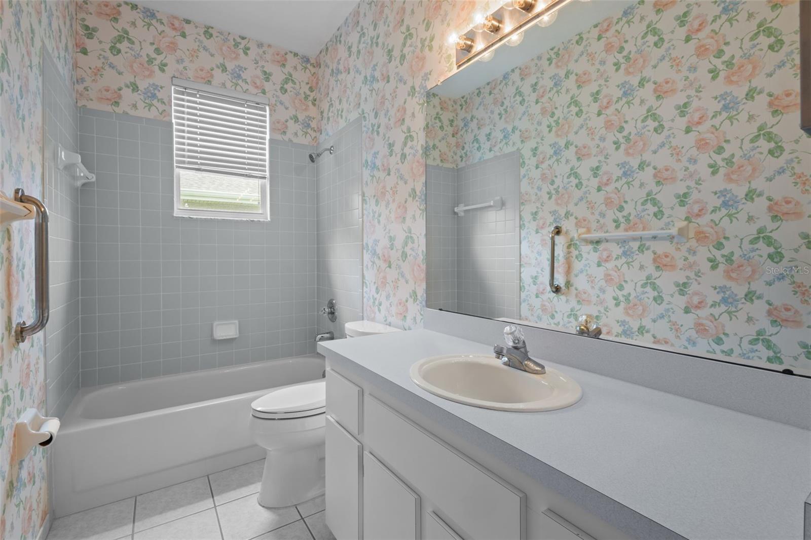 CALUSA TRACE UNIT FIVE PH - Residential