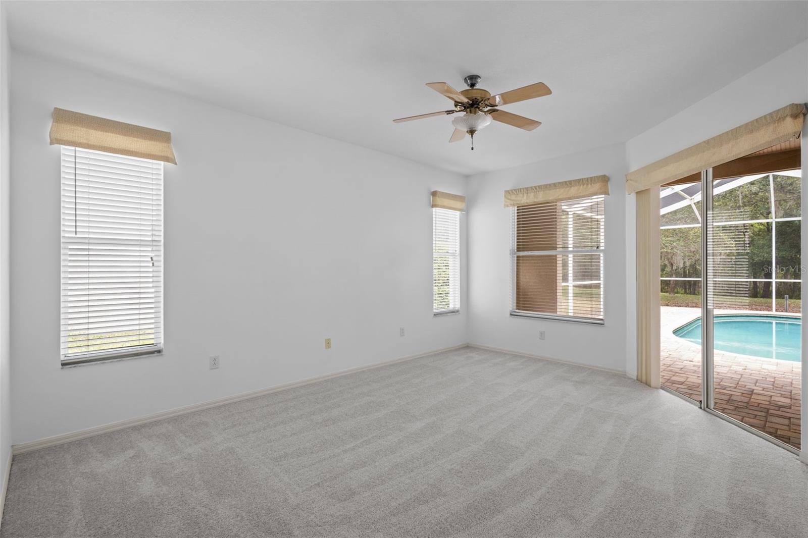 CALUSA TRACE UNIT FIVE PH - Residential