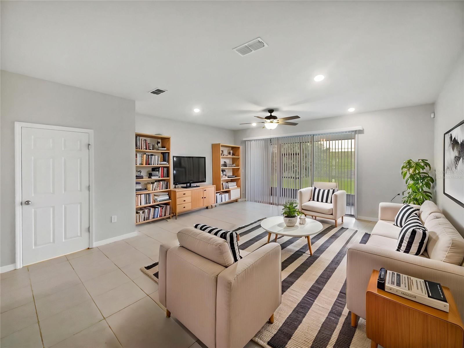 3737 PLAINVIEW DRIVE
