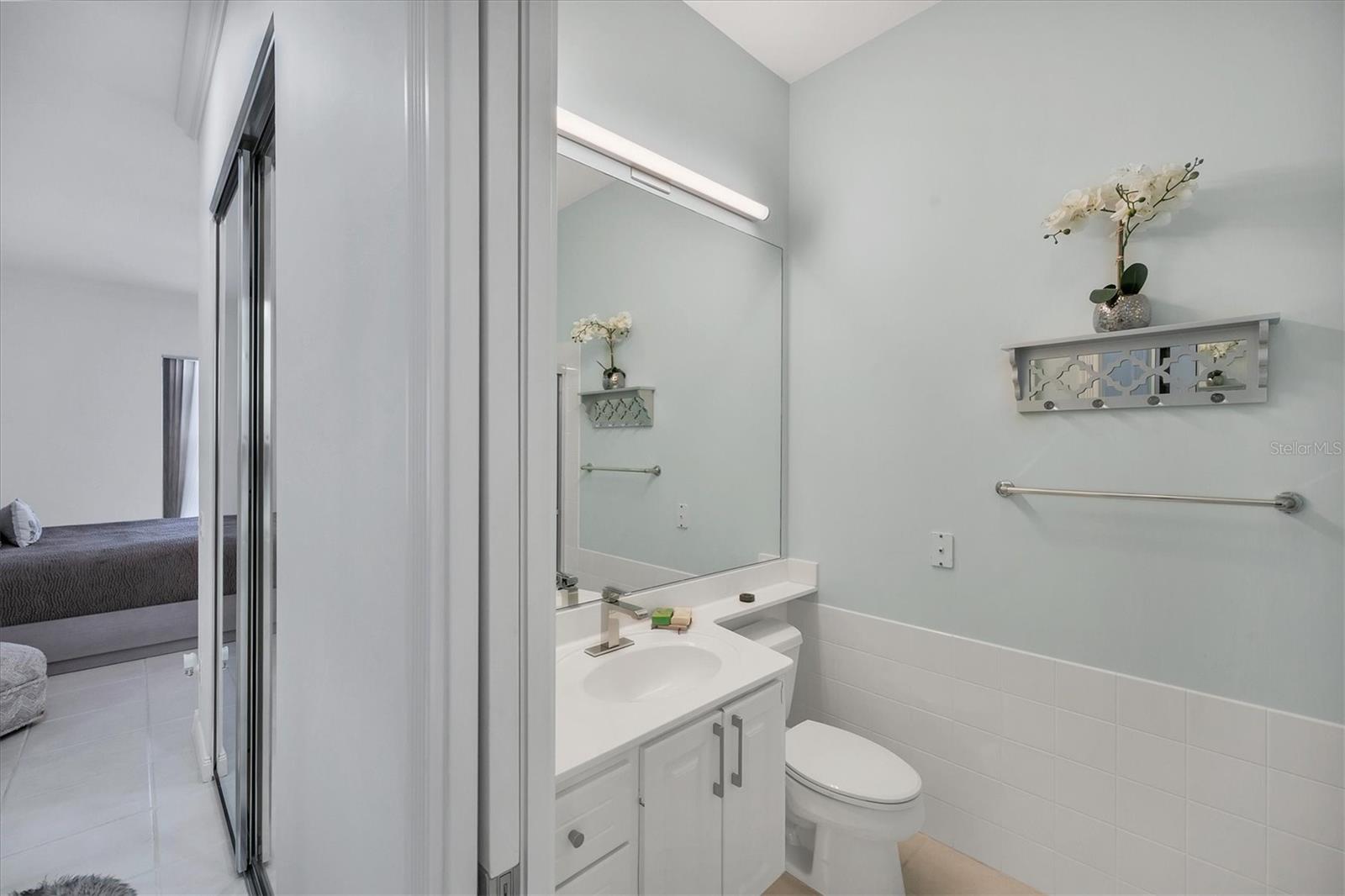 VILLAGEWALK - Residential