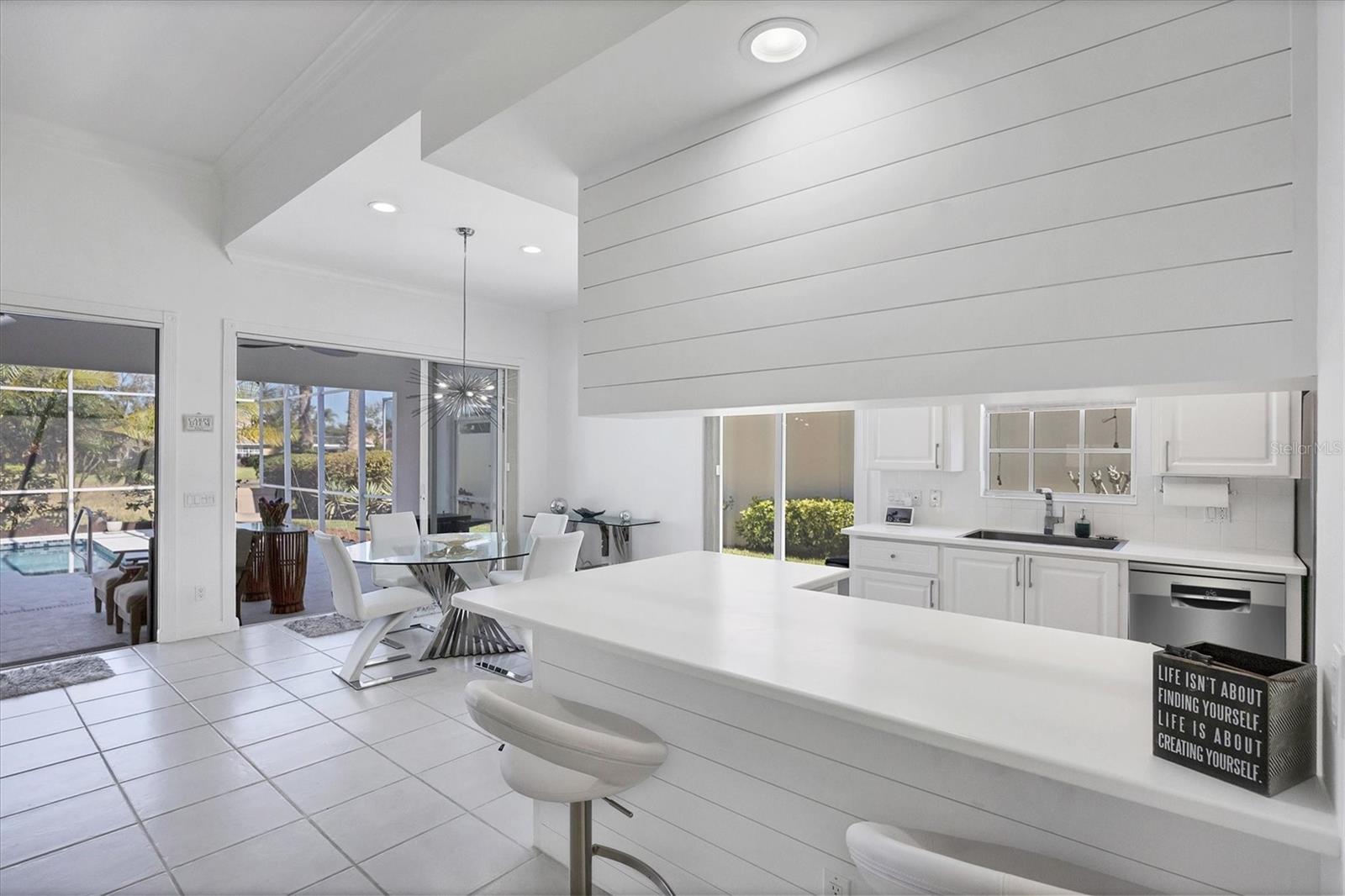 VILLAGEWALK - Residential