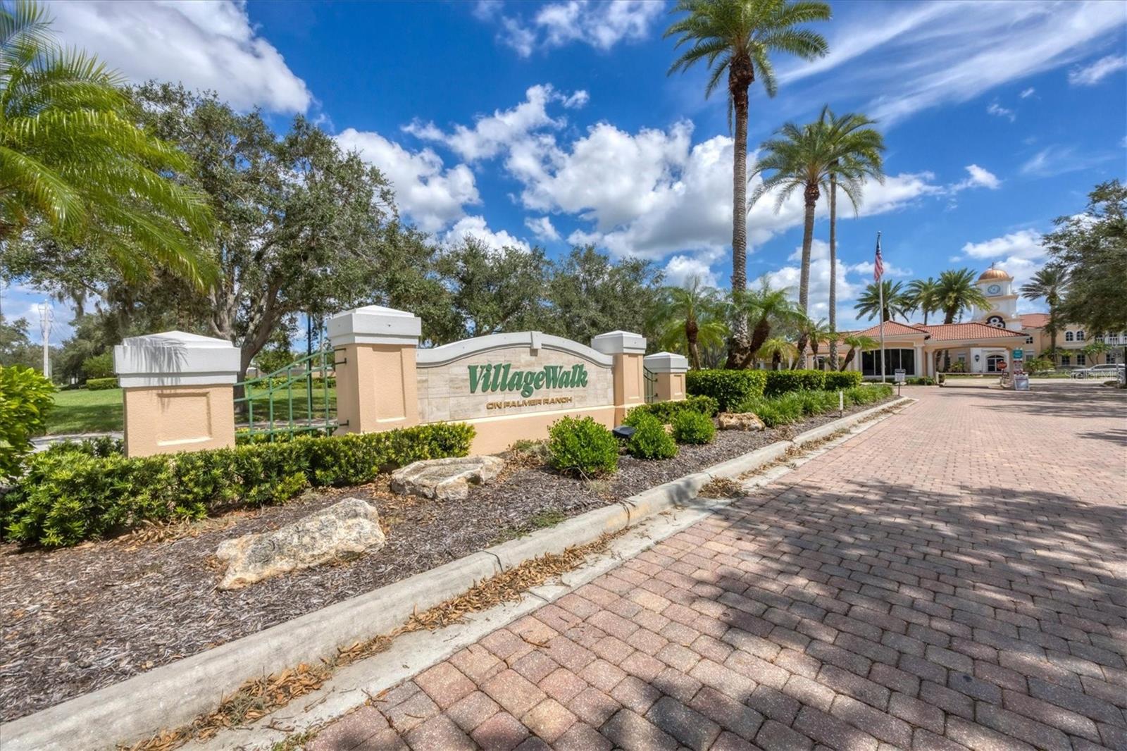 VILLAGEWALK - Residential