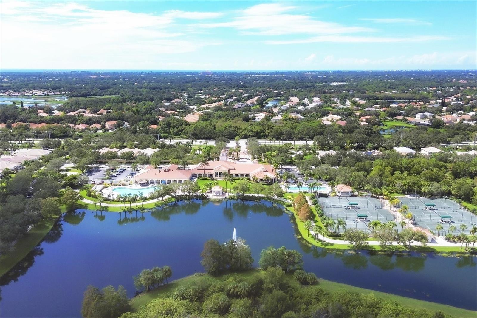 VILLAGEWALK - Residential