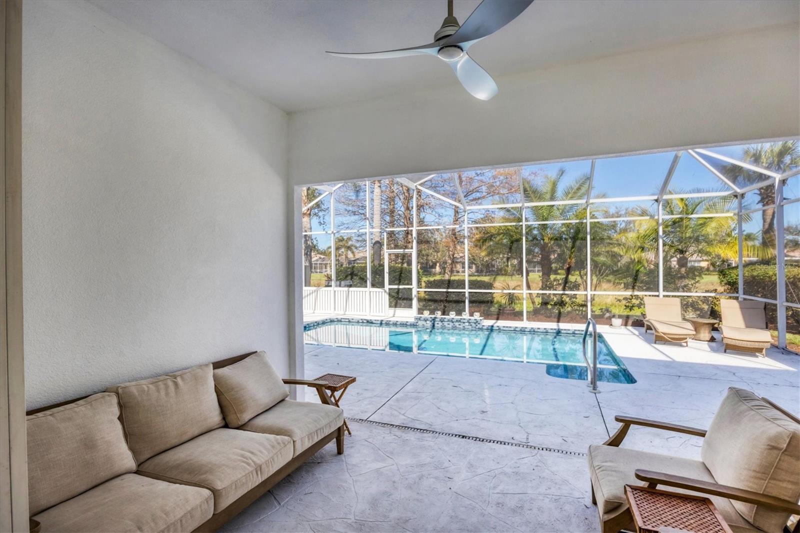 VILLAGEWALK - Residential