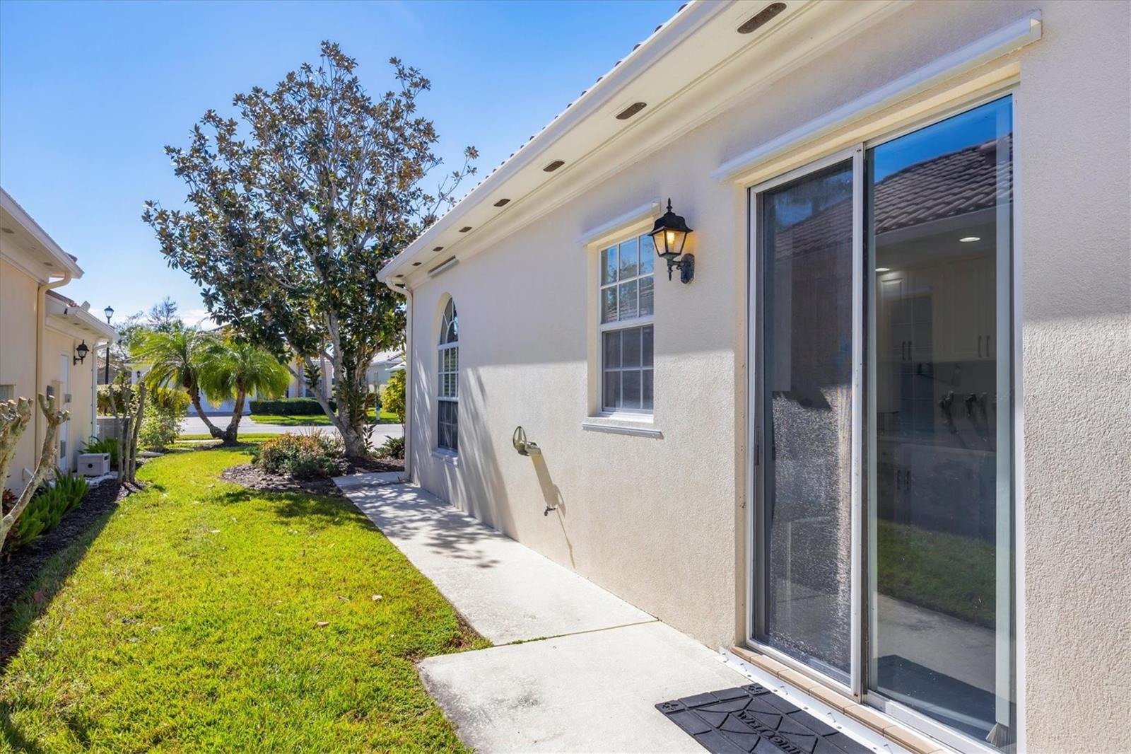 VILLAGEWALK - Residential