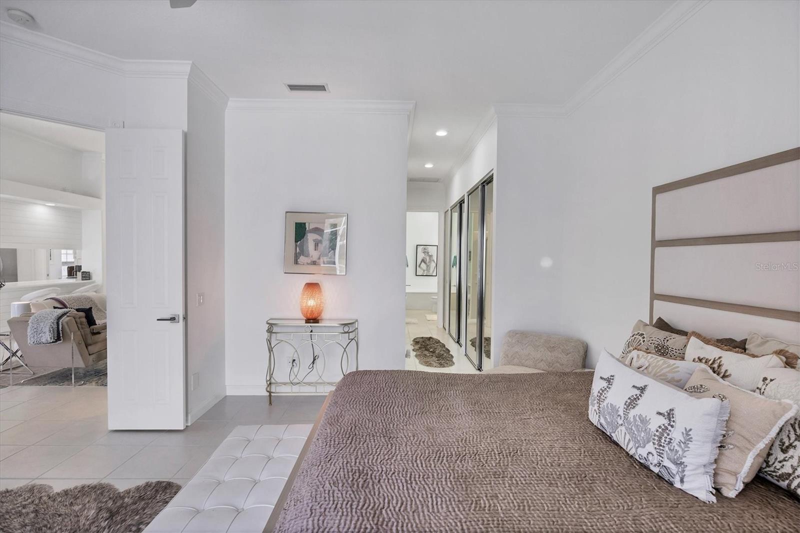 VILLAGEWALK - Residential