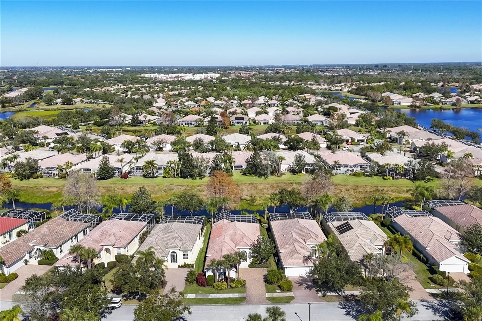 VILLAGEWALK - Residential