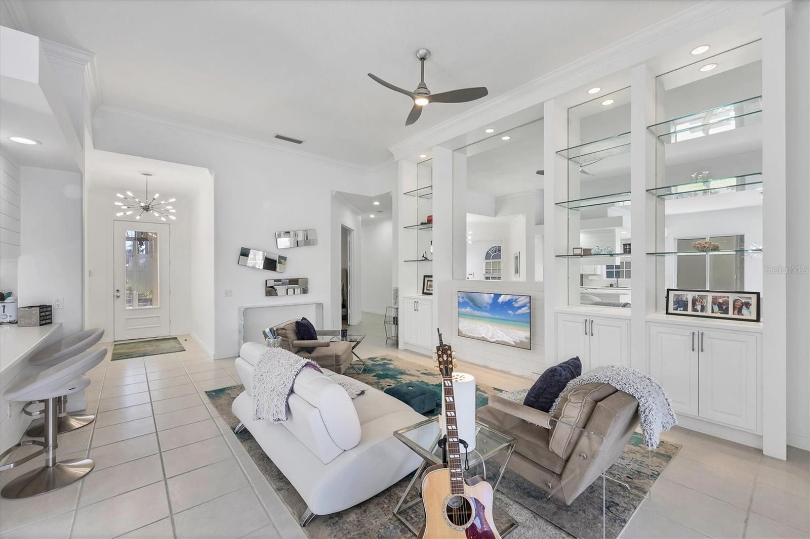 VILLAGEWALK - Residential