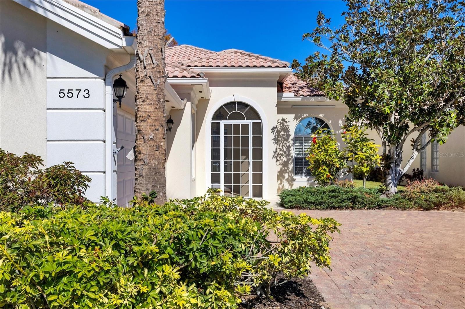 VILLAGEWALK - Residential